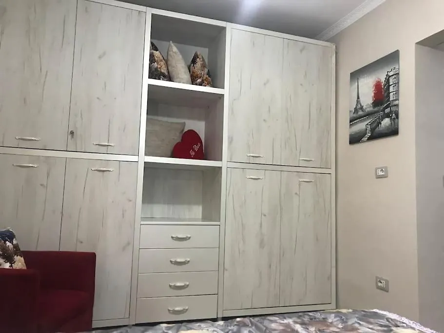 Warm Apartment In The Center Of Tirana City 알바니아